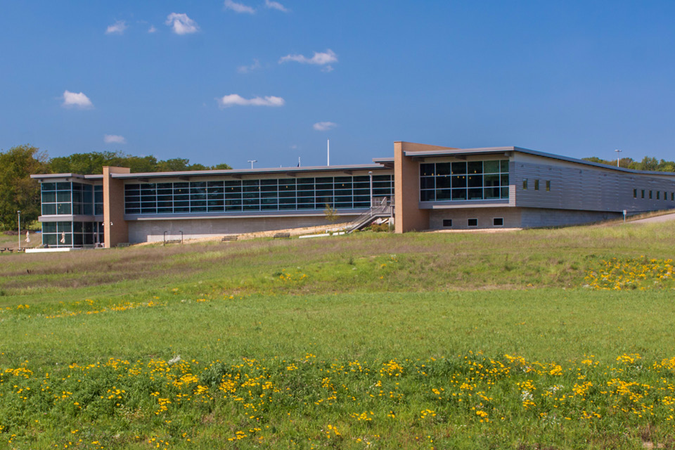 IVY Tech Community College Warsaw campus exterior shot